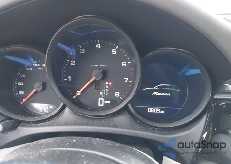 2018 Porsche Macan z USA, uszkodzony, nr VIN WP1AA2A53JLB01877